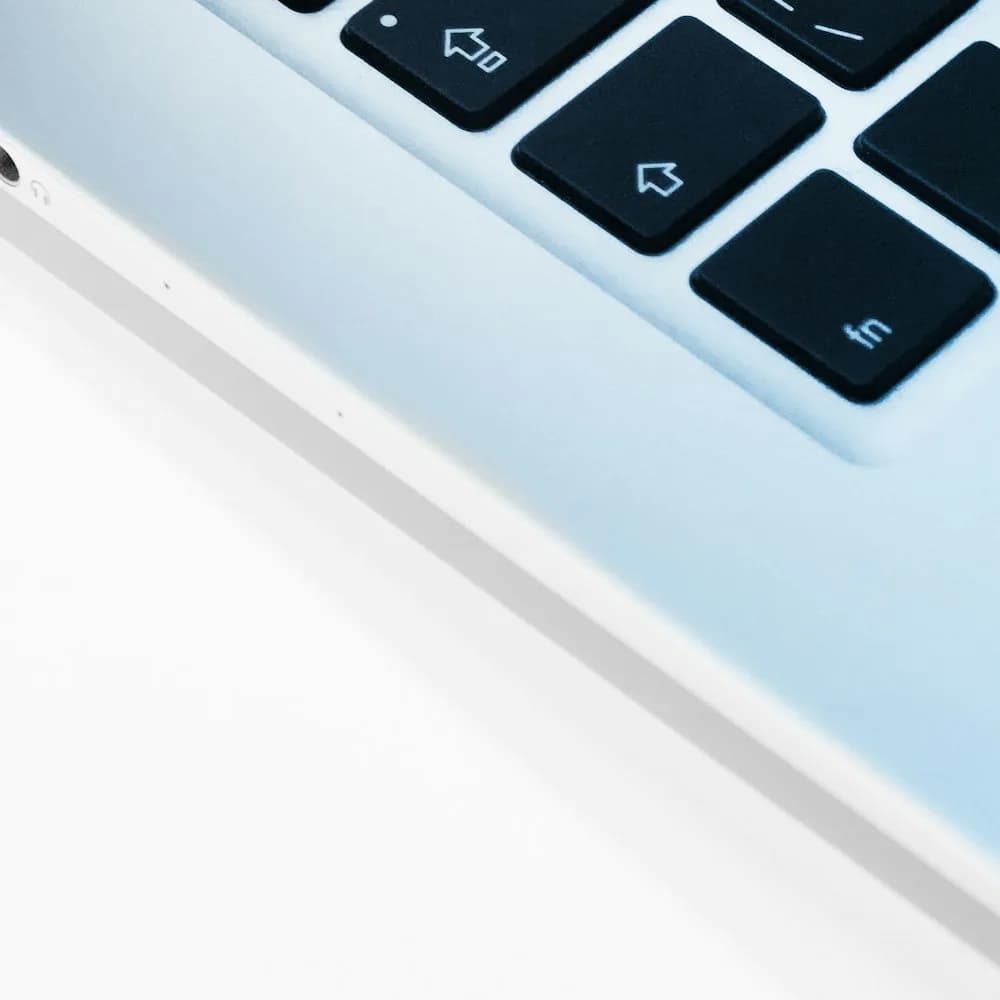 Aero 14 laptop, Ryzen 7, 16 GB, detail