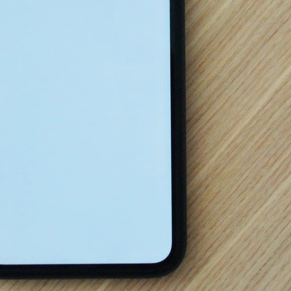 Nova Lite 5G smartphone, 6 GB + 128 GB, detail