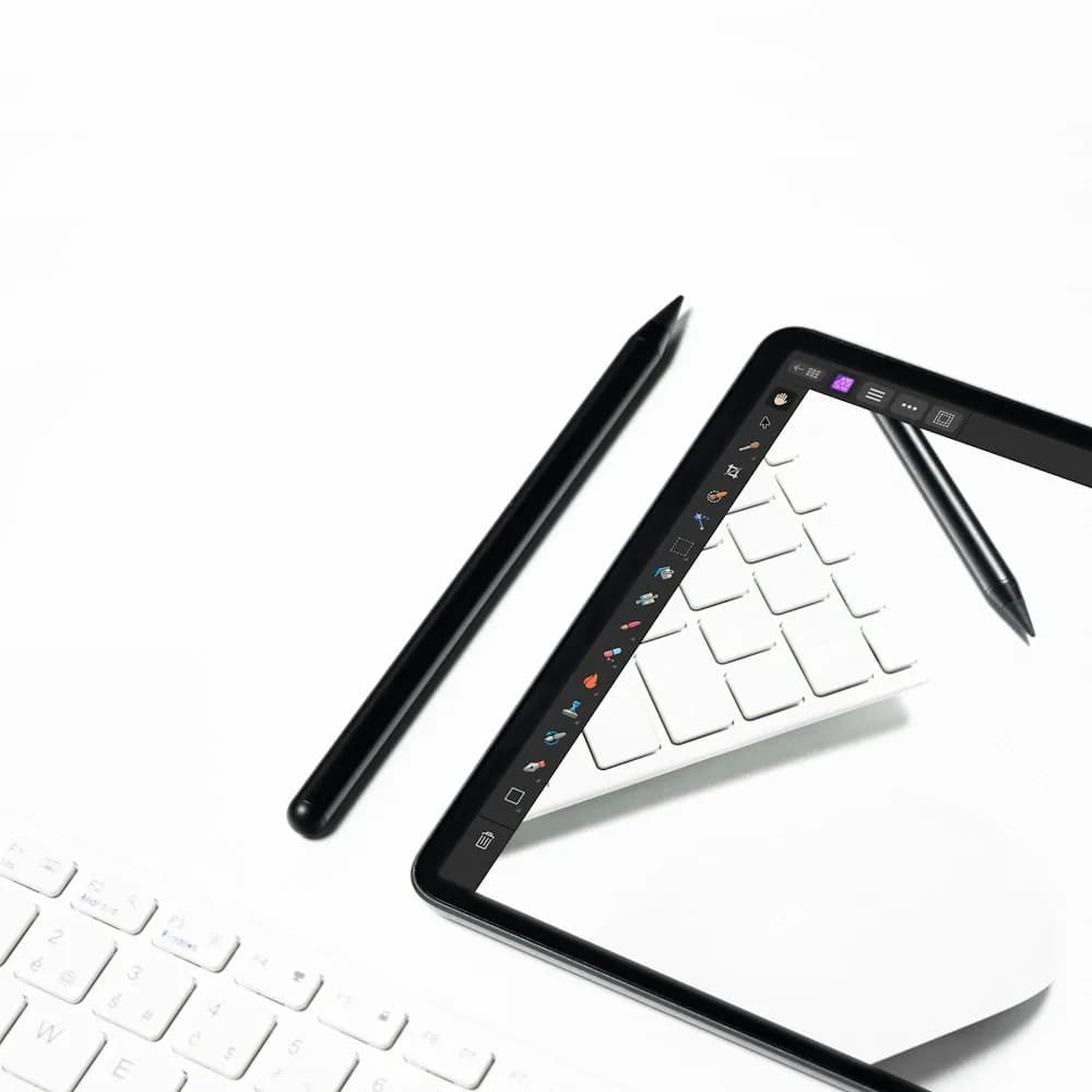Canvas Tab 11 tablet with keyboard